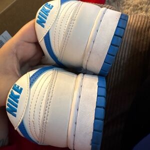 Nike dunk low. Summit white/ photo blue